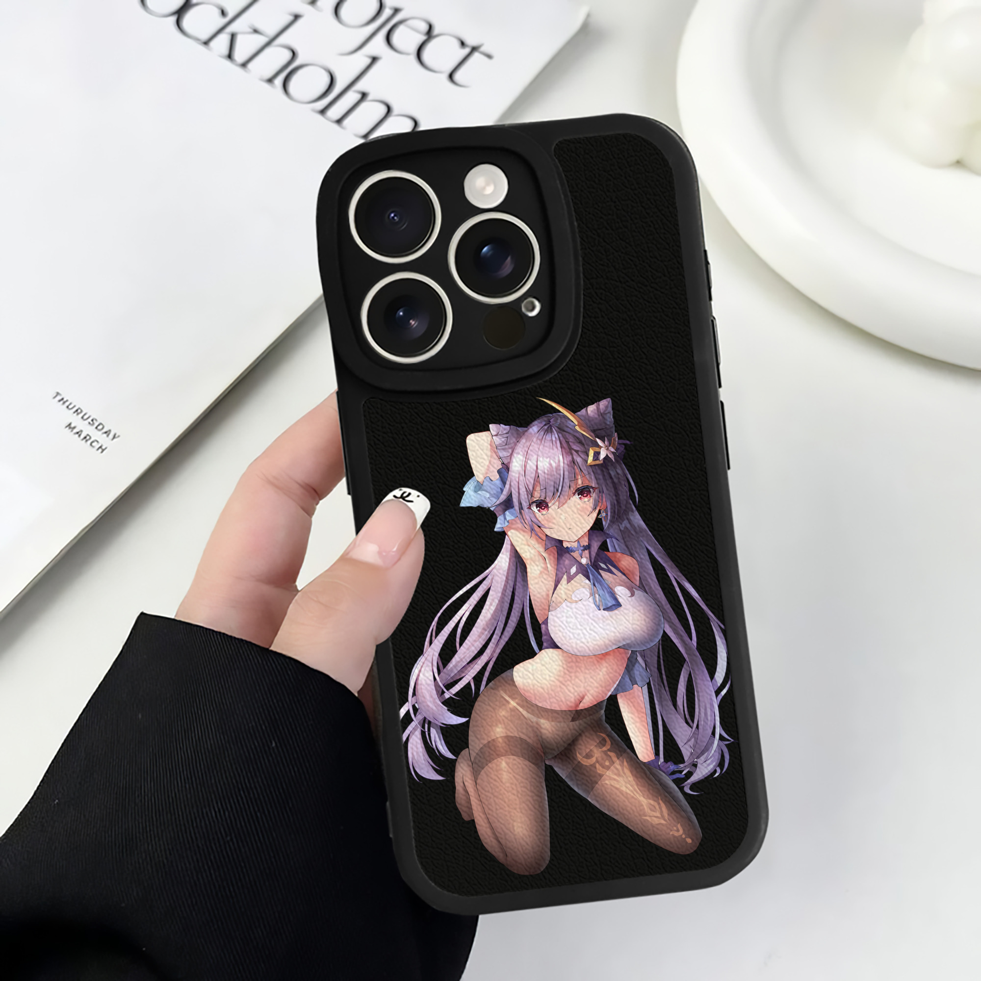 げんし神 刻晴 こくせい genshin Kokusei 【iPhone 16シリーズ対応】シリコンスマホケース（レザー調） 材質：シリコン